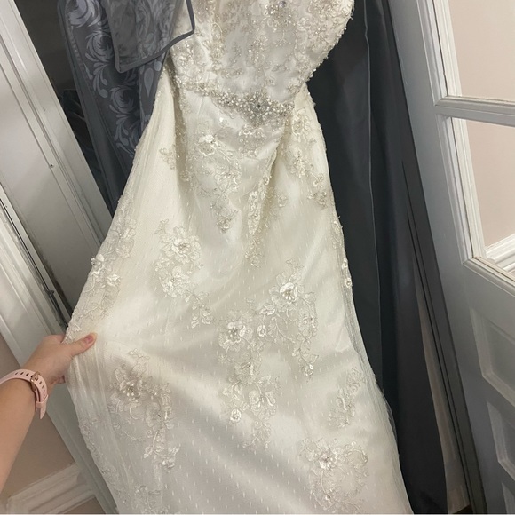 Alfred Angelo Ivory Lace Wedding Dress Size 14 - Picture 11 of 12